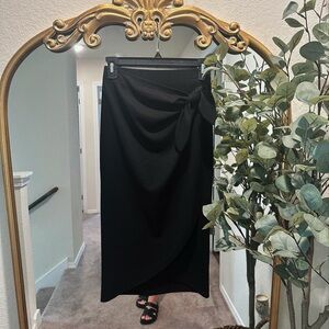 H&M wrap skirt (NWT)